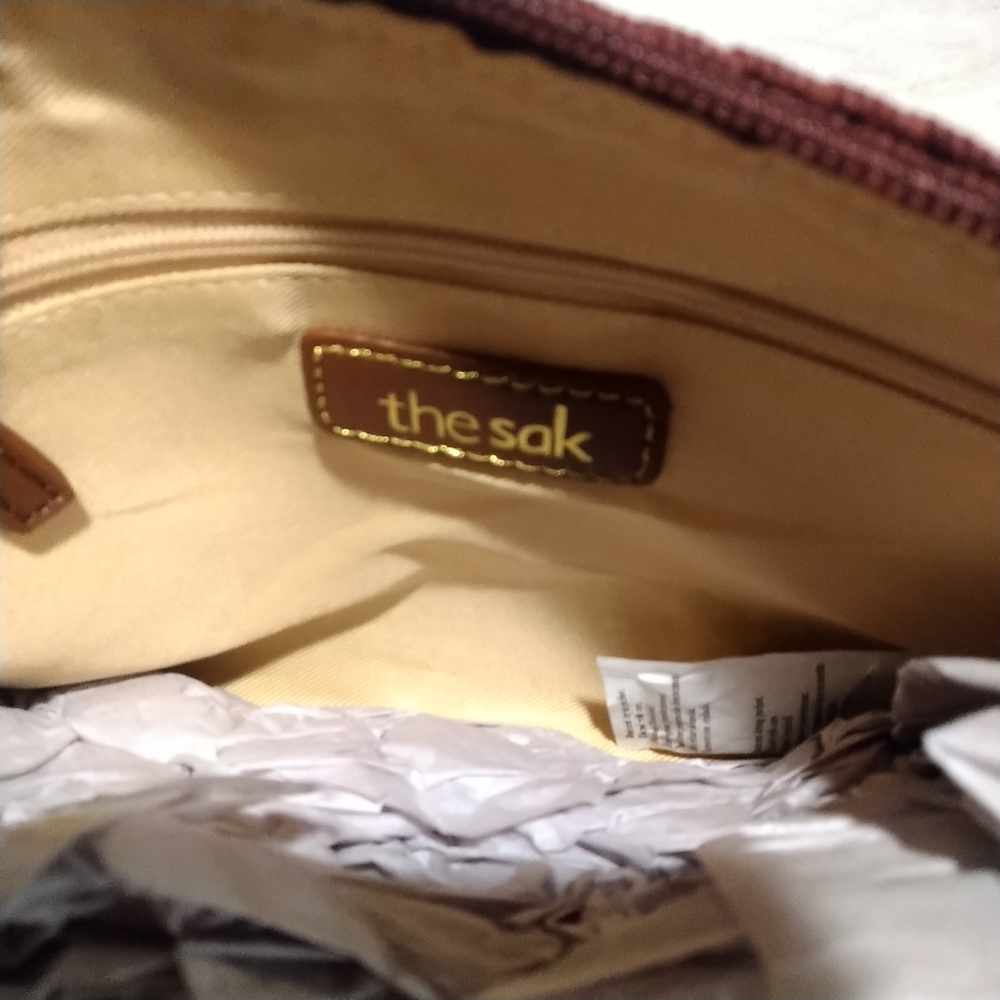 *SOLD* The Sak wristlet - Picture 5 of 8